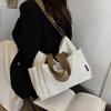 2025 autumn and winter new niche tote bag large capacity casual shoulder bag simple texture student armpit backpack