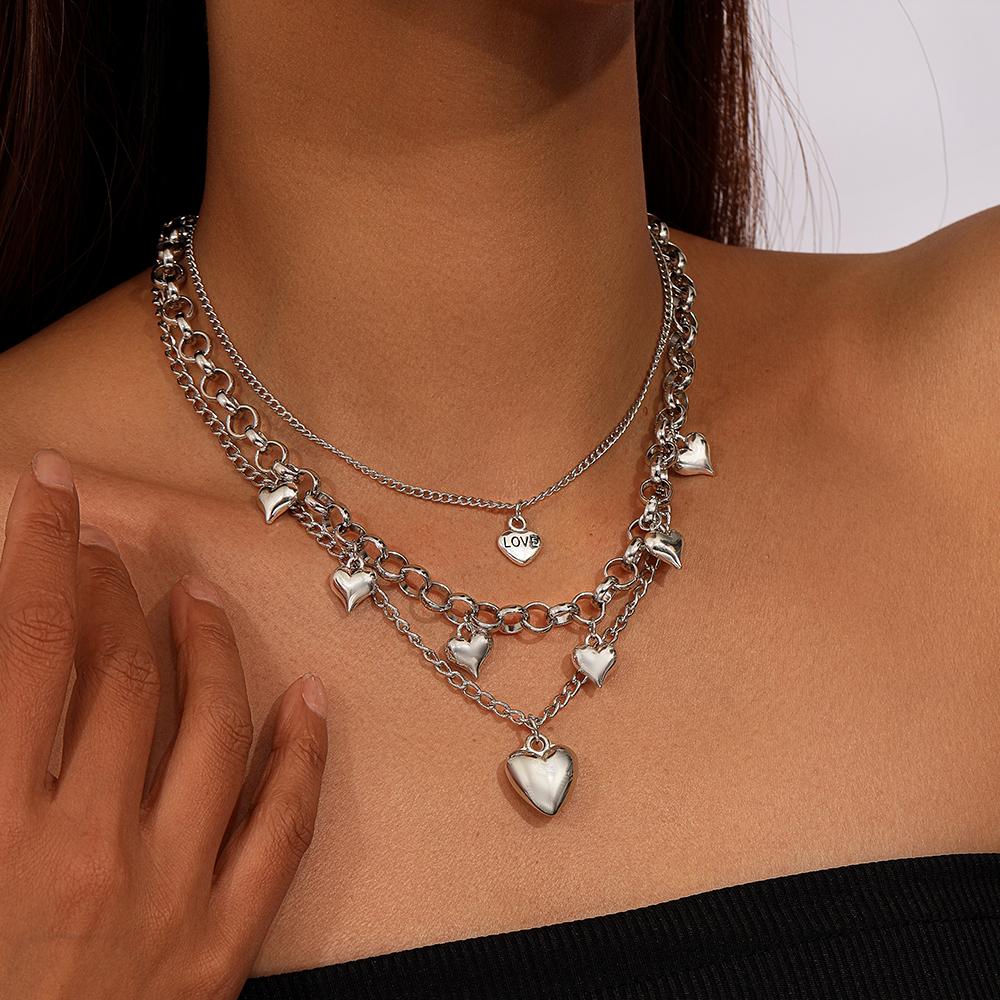 New Silver Color Love Heart Pendant Necklace Multilayer Choker Necklaces Chain for Women Metal Punk Jewelry Gifts