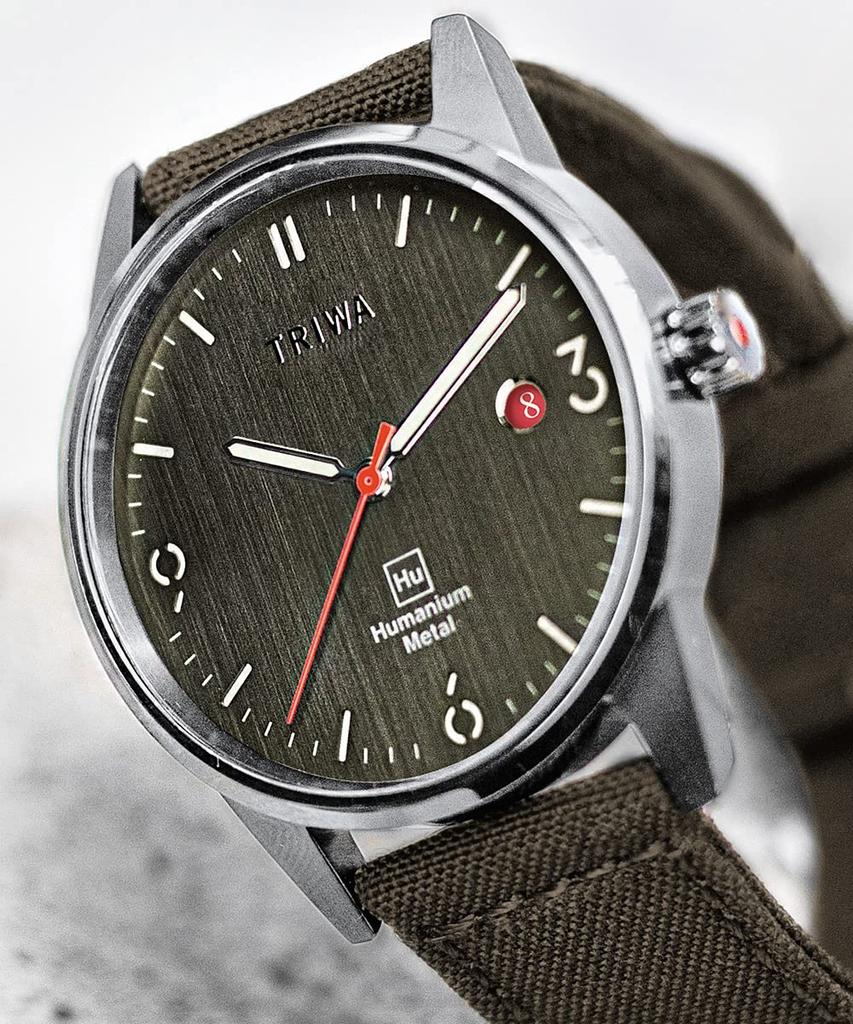 Orologio TRIWA TIME FOR PEACE HUMANIUM 39 in metallo verde Humanium Time for Peace HU39GR-CL080912 da uomo [Importazione normale]