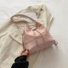 Bucket bag women's 2025 new niche design chain texture bag women's versatile travel backpack