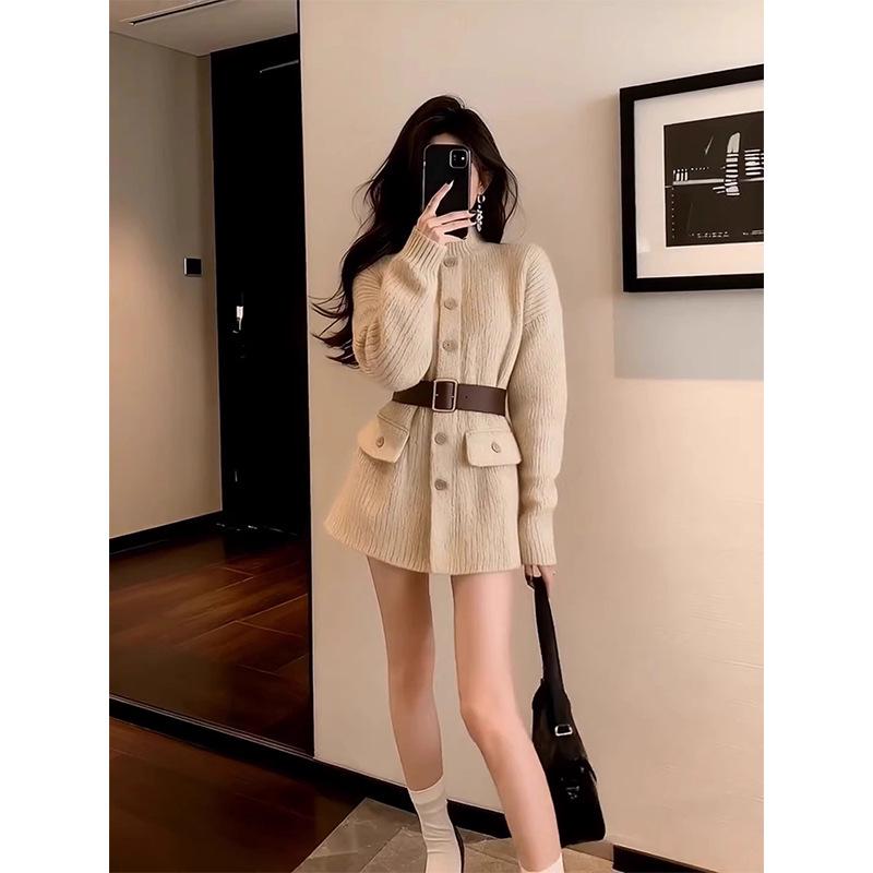 Elegant Korean-Style Waist-Cinched Tweed Top and Stand Collar Brown Knit Dress for Women, Spring 2026
