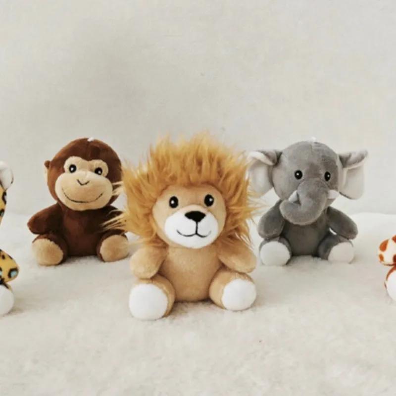 Mini Waldtiere Stoffplüschtier Sitzender Löwe Tiger Elefant Affe Leopard Giraffe Puppe Schlüsselanhänger für Kinder Geburtstagsgeschenke