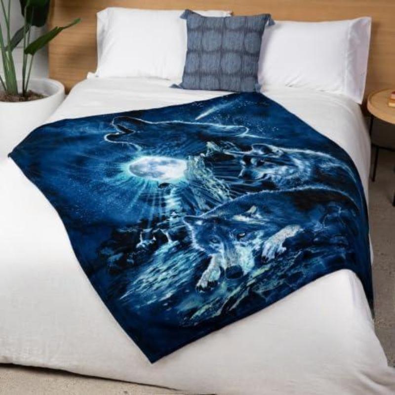 1PC Throw Contemporary Style Digital Printed Howling Wolfs Flannel Blanket for Couch Bed Sofa Comfy Warm blankets Perfect Gifts