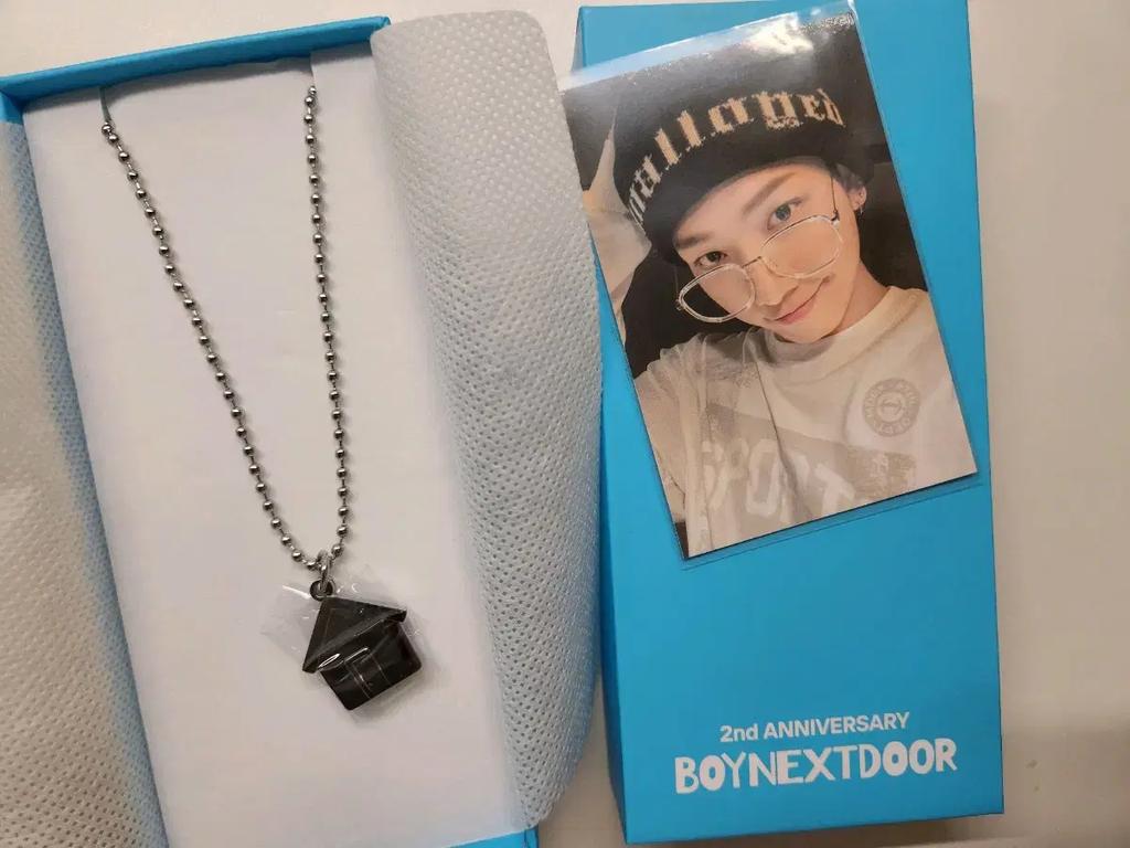 BOYNEXTDOOR 2-årsjubileumshalsband Myung Jae Hyun Poka Begagnad