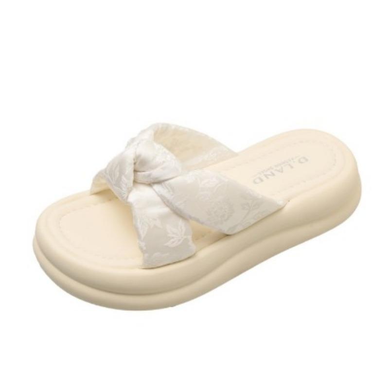 Wear The New Thick-soled Casual Beach Shoes Outside for A Fashionable and Versatile One-shoulder Flip-flops