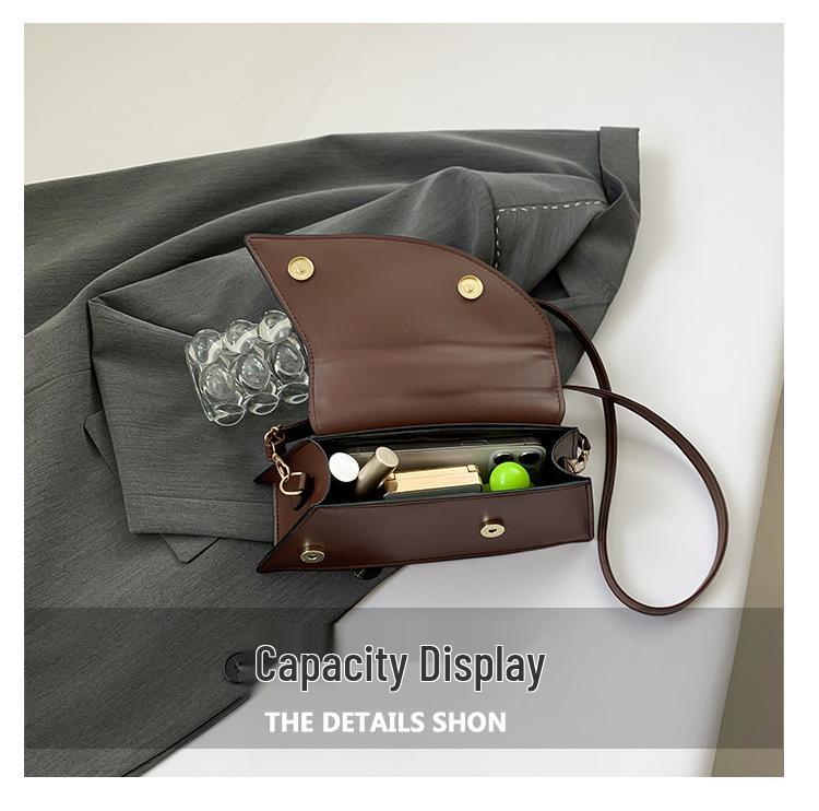 Elegant Women's Handbag: Fashionable, Small Square Crossbody with Unique Autumn 2024 Design and Stylish Personality.