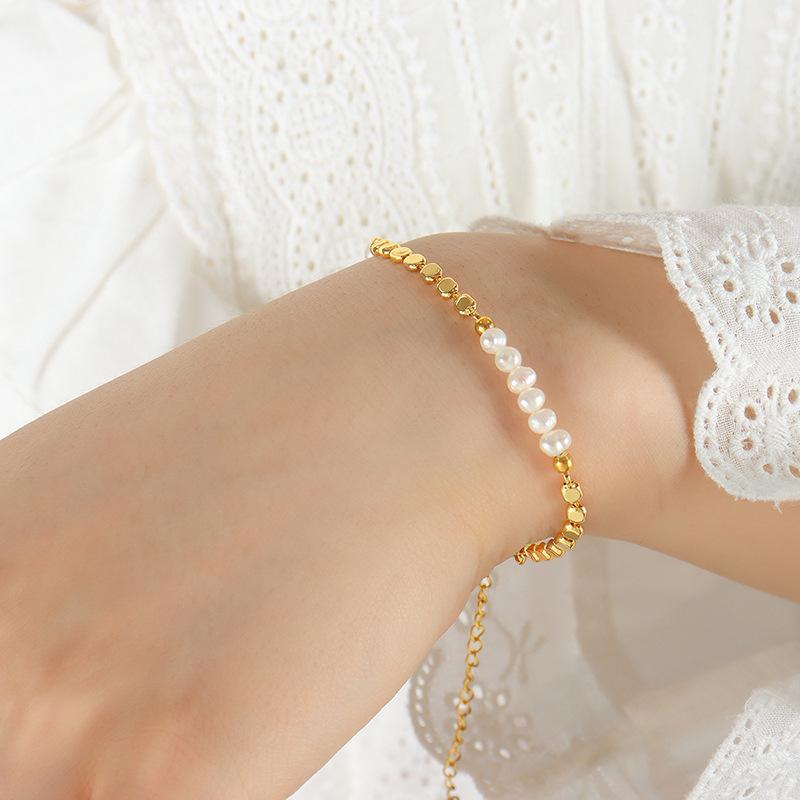 New Korean Style Pearl Inlaid Patchwork Bracelet - Simple, Exquisite, and Sexy Hand Jewelry
