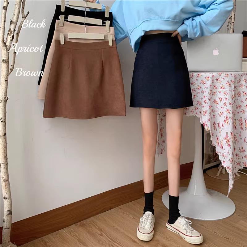 Women's Black Wool A-Line Bodycon Skirt, Plus Size, High Waist, Hip-Covering, Pear-Shaped, Autumn/Winter 2023