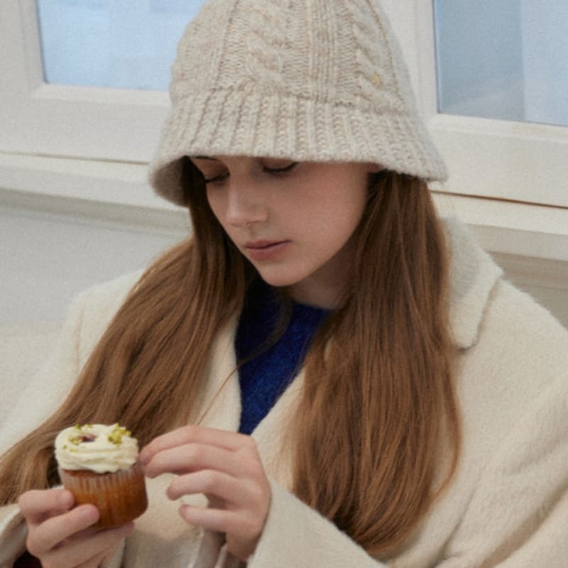 Tatiana Classic Cable Knit Bucket Hat HT8165 2 Colors