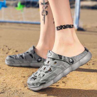 New Summer Clogs Beach Sandals Sneakers Men Shoes Outdoor Slippers Fashion Jelly Breathable Flip Flops Hollow Casual Footwear