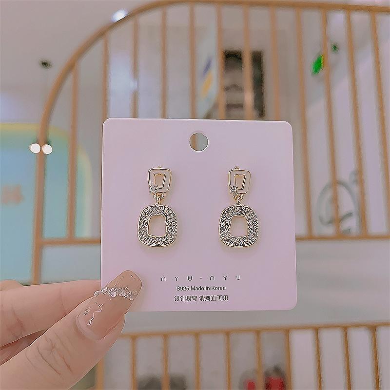 S925 silver needle hollow geometric micro-diamond earrings design sense niche exquisite earrings fashionable and elegant temperament