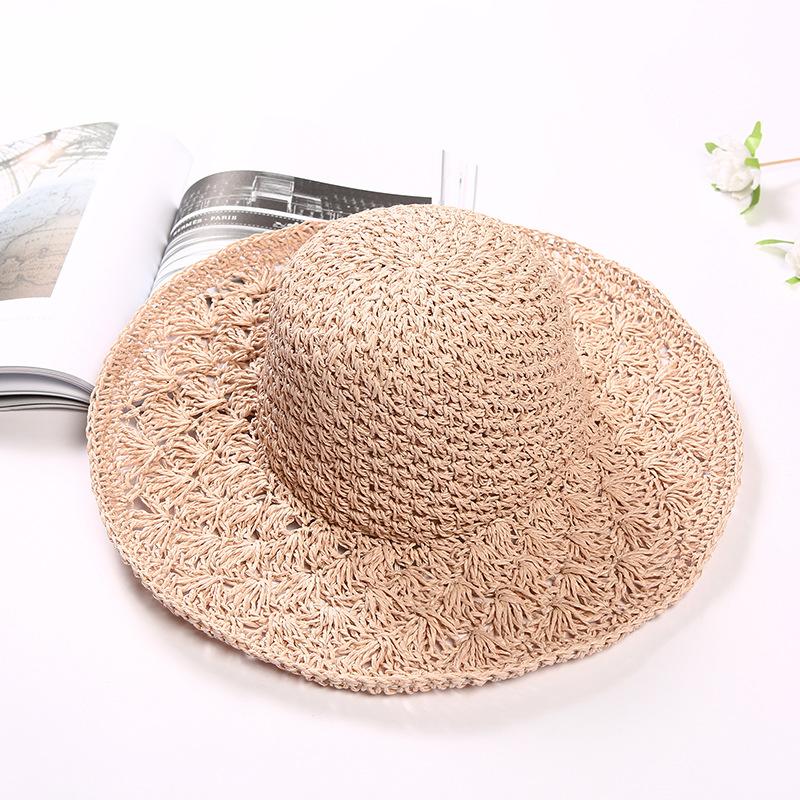 chic Hand-woven trendy straw hat for women, summer beige hollow-out foldable sunshade for sun protection and beach outings