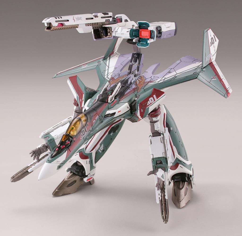 TOMYTEC Macross Modelers GiMIX GiMCR20 Macross Delta Siegfried Arad 2 Mode Set Scale Plastic Model X280040 First Order Limited VF-31S2 Mölders 1/144