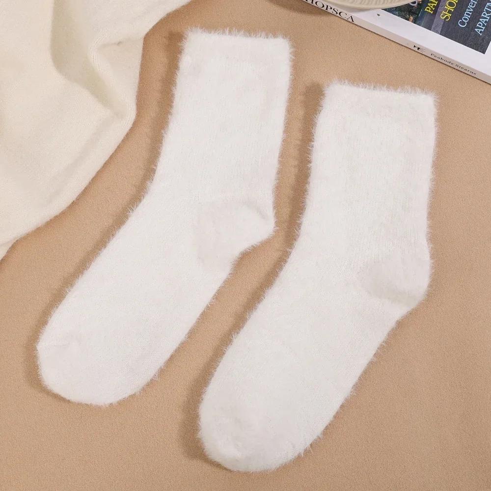 Candy Color Plush Mink Socks High Quality Soft Super Elastic Velvet Thicken Warm Winter Floor Fleece Mid-tube Stocking for Women