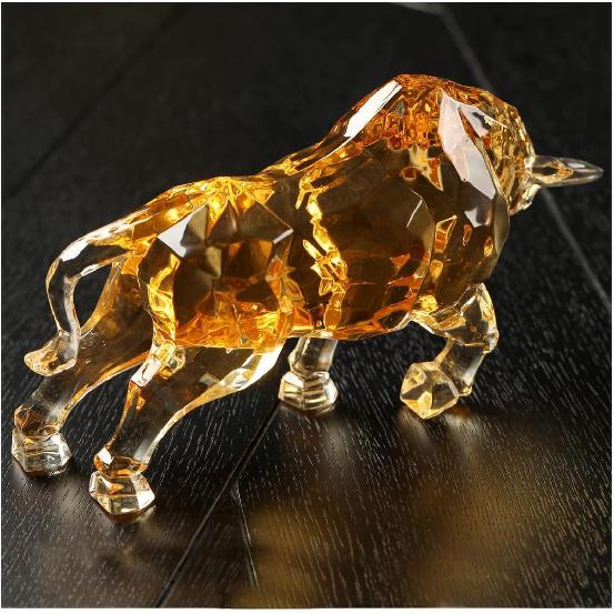 FengShui Býk z Wall Street Soška Býka z Akrylu Socha Dekorativní Ozdoba na Stůl do Domu/Kanceláře 8.7''D (Jantar)