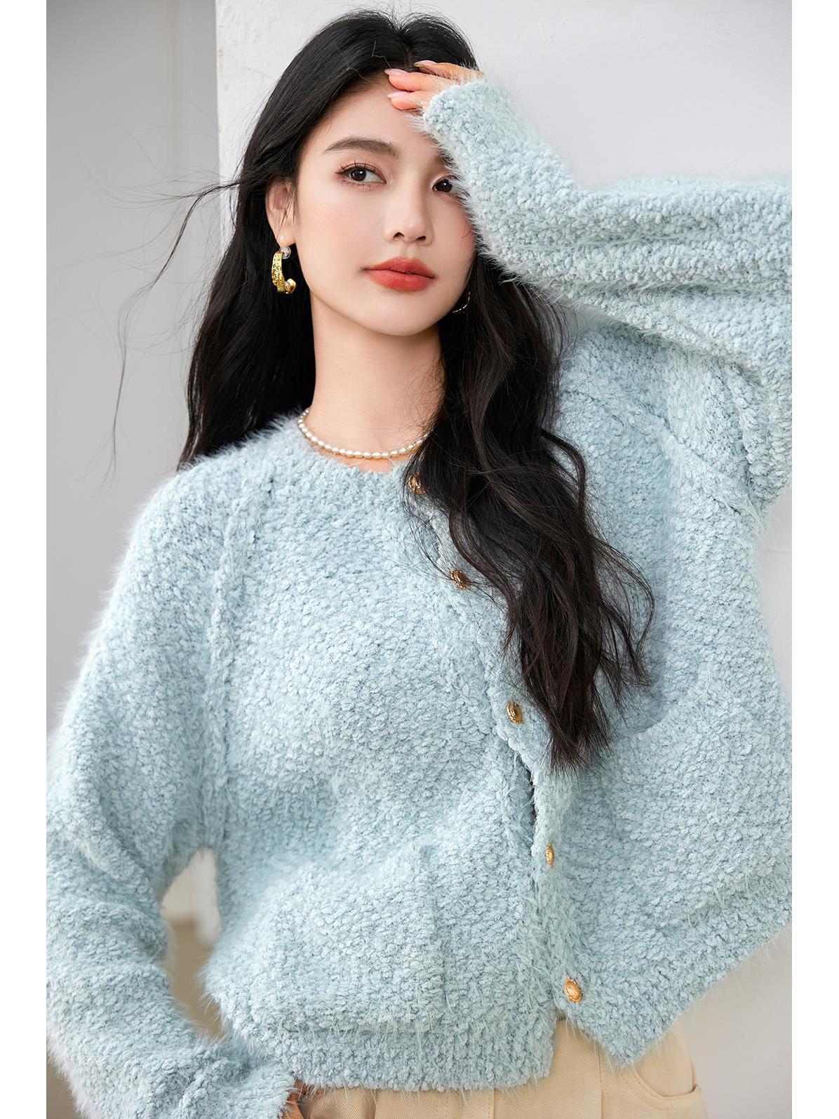 

2025 Autumn Soft & Cozy Loose Knit Sweater for Women Large