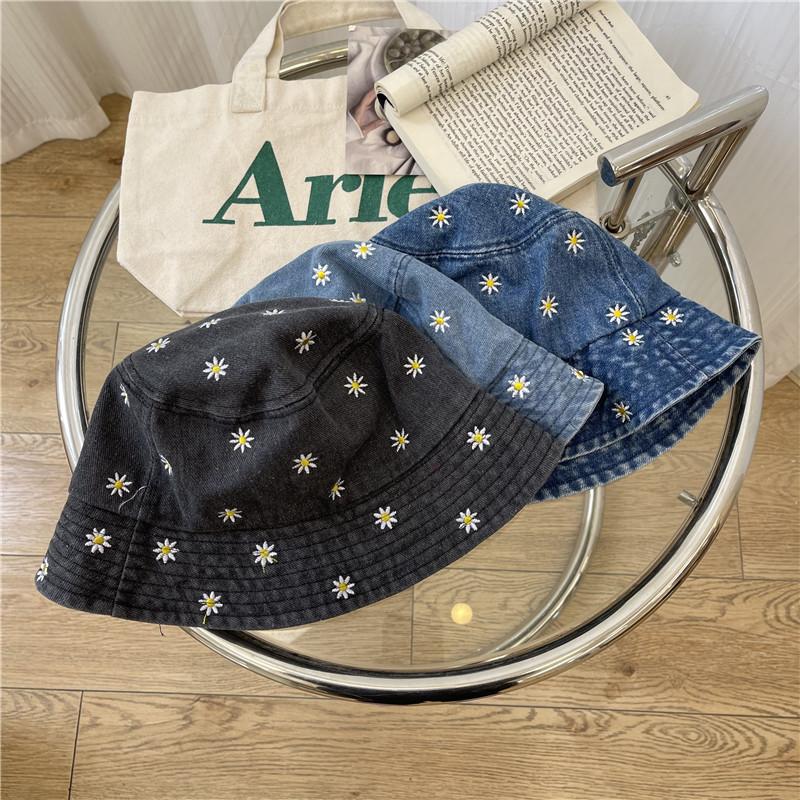 Small daisy flower bucket hat female retro old denim bucket basin hat spring and summer sun protection hat