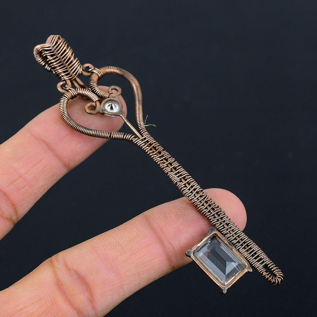 Schlüsselförmiger, facettierter weißer Topas-Edelstein, reiner Kupferdraht, umwickelt, handgefertigter Anhänger-Schmuck