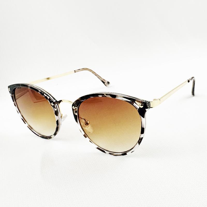 

Retro Rivet Round Glasses Creative Artistic Round Flat Glasses Anti Blue Light Glasses Decorative Glasses