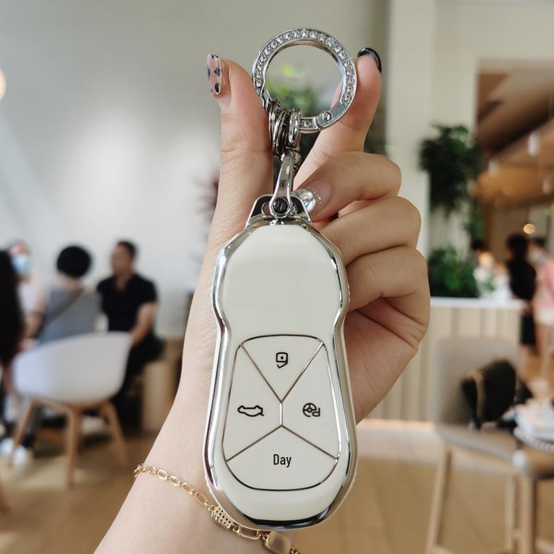 Xiaopeng P7/G3 2021-2022 Car Key Protective Cover with Buckle for Men & Women