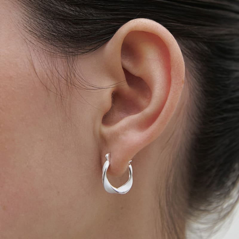Mimesi Twist Hoop Earring (White Resin)