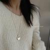 Japanese & Korean Bloggers' Trend: Saddle Bag, Necklace, Light Luxury Niche Sweater Chain, Simple High-End Accessories.