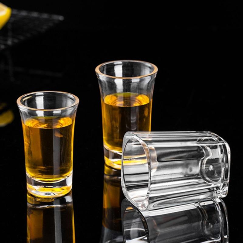 Sada 4 ks sklenic na panáky s těžkou základnou 50 ml sklenice na víno na whisky Průhledný, nerozbitný pohárek na vodku Tequila Bar