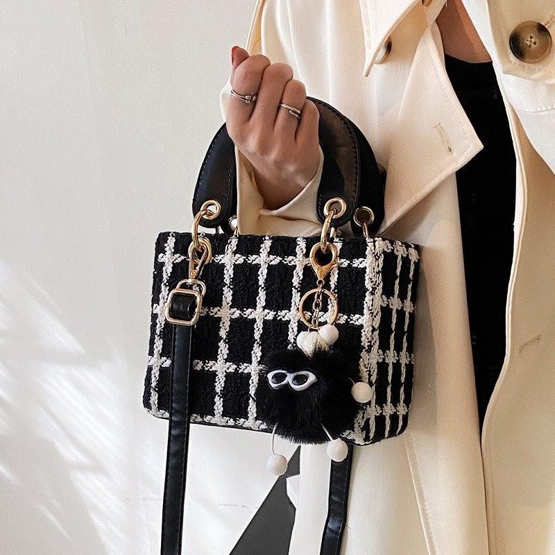 Chic High-end Woolen Tote Bag For Women Trendy Versatile Spring Summer Accessory