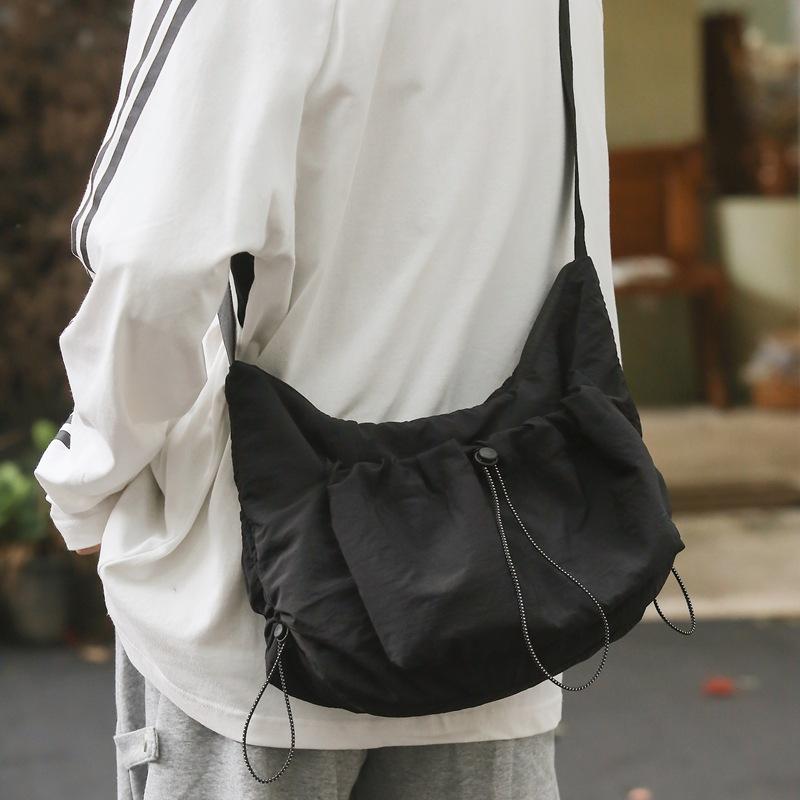 Niche Design Messenger Bag Men'S Trendy Brand Lightweight Leisure Bag Travel Bag Commuter Shoulder Bag Female Student Backpack