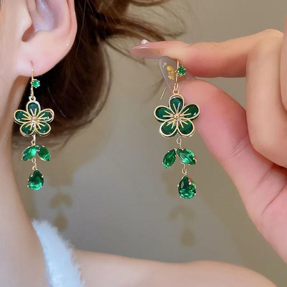 Exquisite Zircon Necklaces Sweet Clavicle Chain Niche Jewelry Set  Party