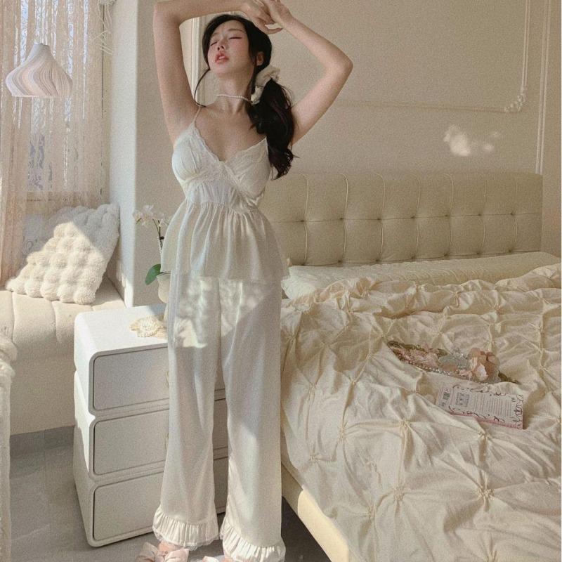 Autumn New Suspender Trousers Pajamas French Sexy Lace Three-piece Loungewear Ice Silk Zhao Ruth Same Style