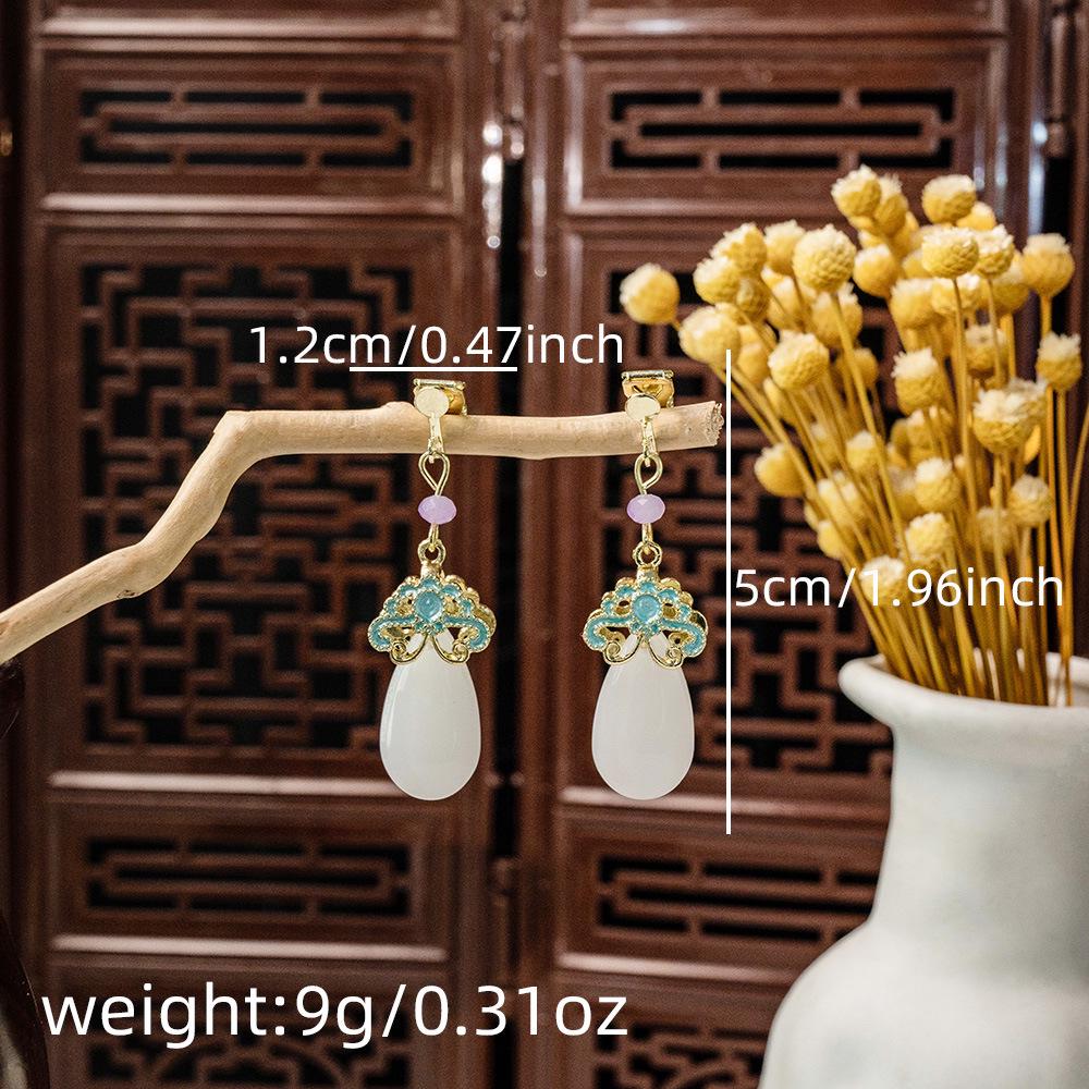 Retro Chinese Beaded Tassel Pearl Earrings for Women - Ethnic Hanfu Water Drop Ear Clips (No Piercing Required)