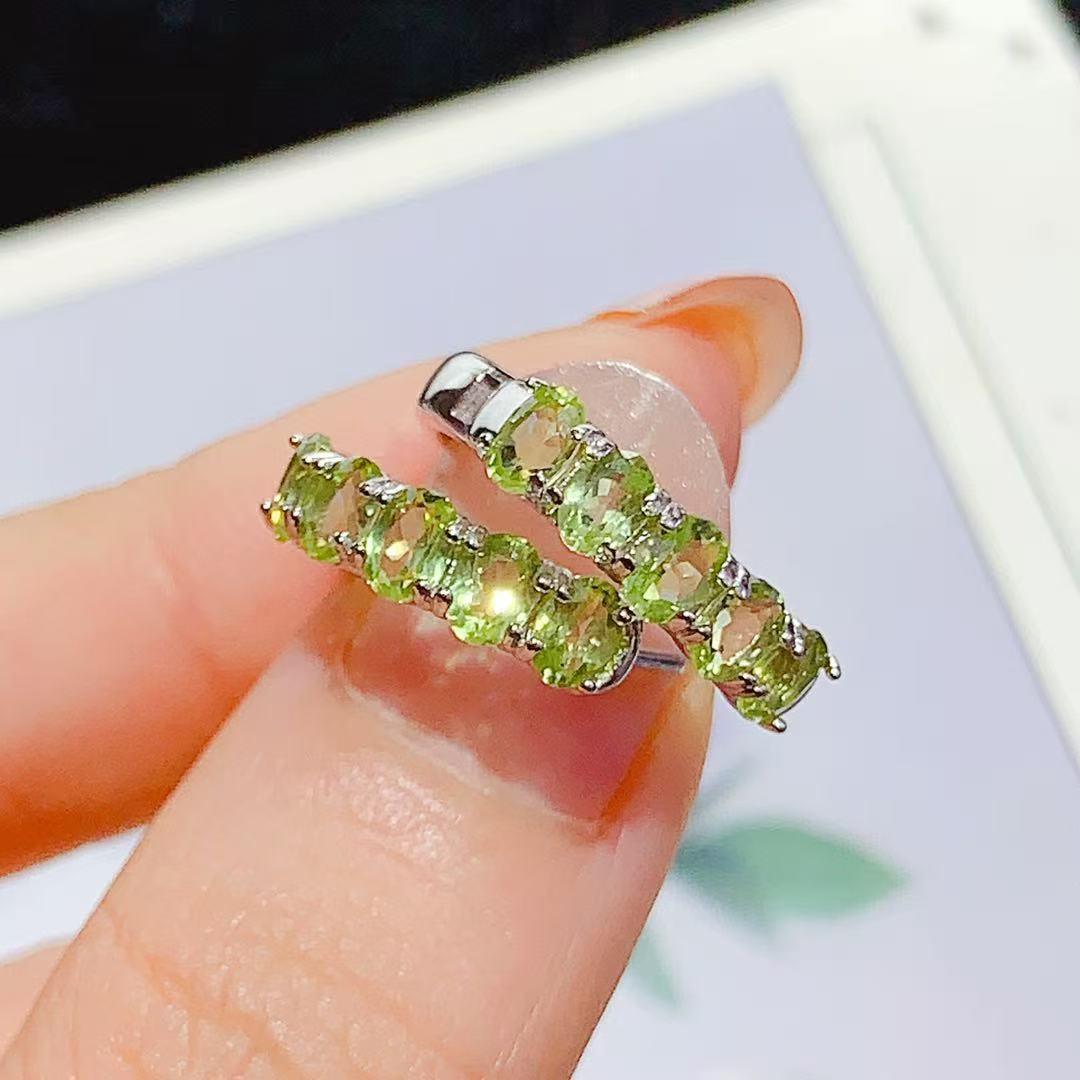 

Серебряные каффы с перидотом S925 - Простые, модные серьги с драгоценными камнями для женщин S925 Silver