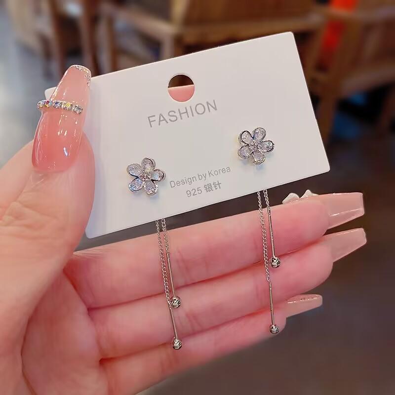 New Trend Sparkling Long Tassels Dangle Earrings For Women Elegant Crystal Flower Pendant Earring Party Wedding Jewelry