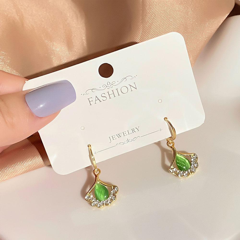 2023 Neue Koreanische Mode Ohrringe Exquisite Geschenkohrringe Elegant, Edel und Luxuriös Damenohrringe Fächerförmiger Anhänger Noble Geschenkohrringe