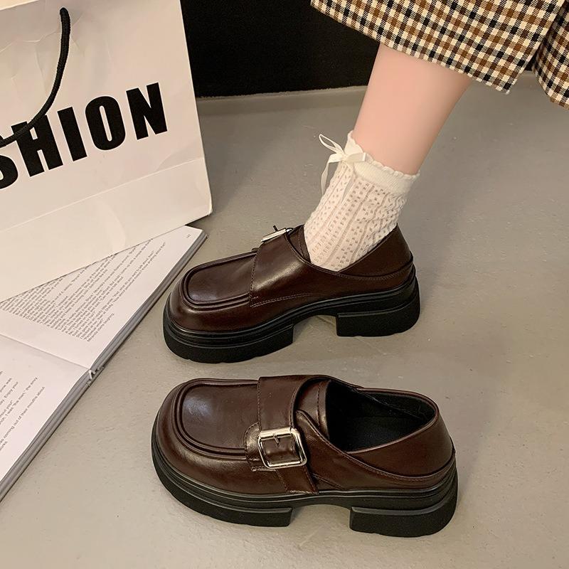 Black thick-soled Mary Jane small leather shoes for women, British small people, and new spring single shoes.