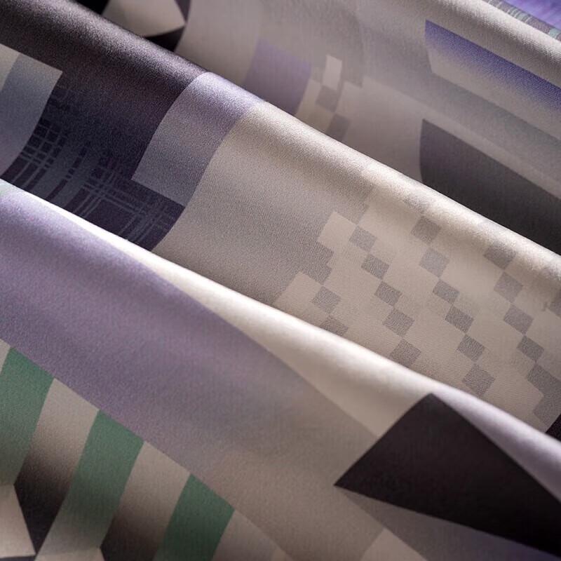 Hengyuanxiang Skin-Friendly Silk Square Scarf