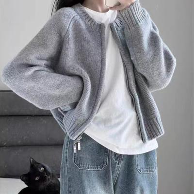 Fashion Solid Short Zipper Sweater Jacket for Women Autumn Retro Casual Knitted Cardigans Women Lazy Style Round Neck Slim Winter Knit Cardigan 25663