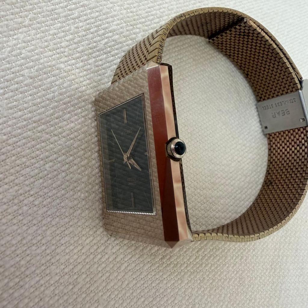 Used [In operation] Good condition CITIZEN Exceed watch vintage gold square