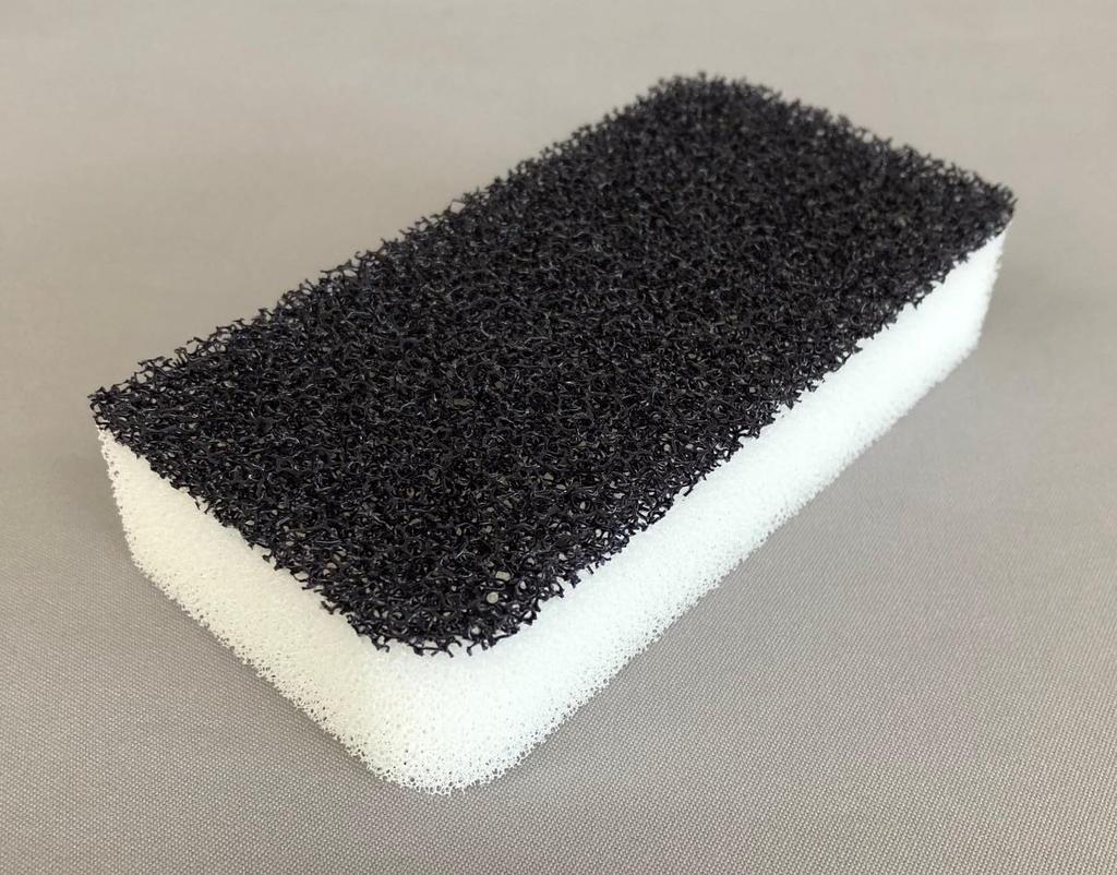 Plus One Kitchen Sponge that Removes Oily 1 Piece x 10 x x 3cm Made in Monotone Sponge, Stains, Sets, Approx. 6.2 12.1 (per piece), Japan,