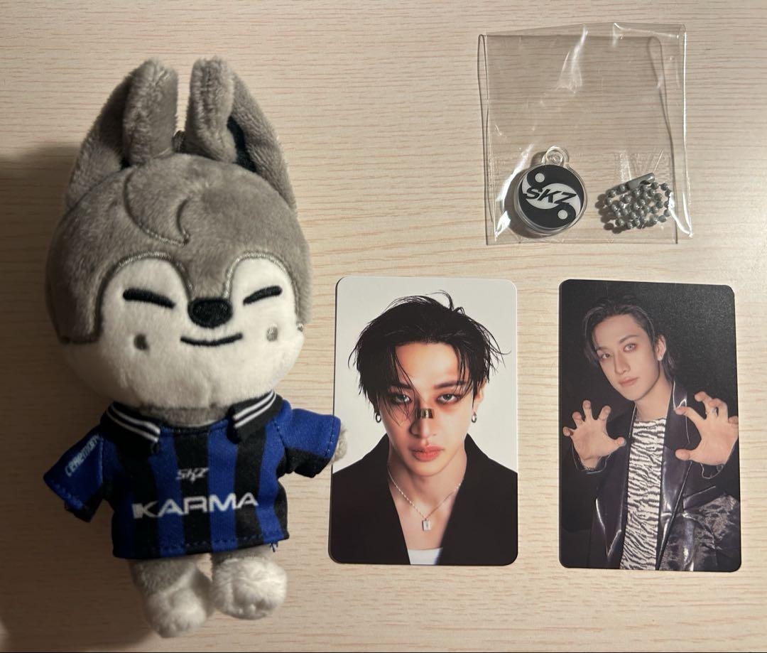 

[Б/У] Straykids KARMA SKZOO Бан Чан и Плюшевая игрушка Волк Чан