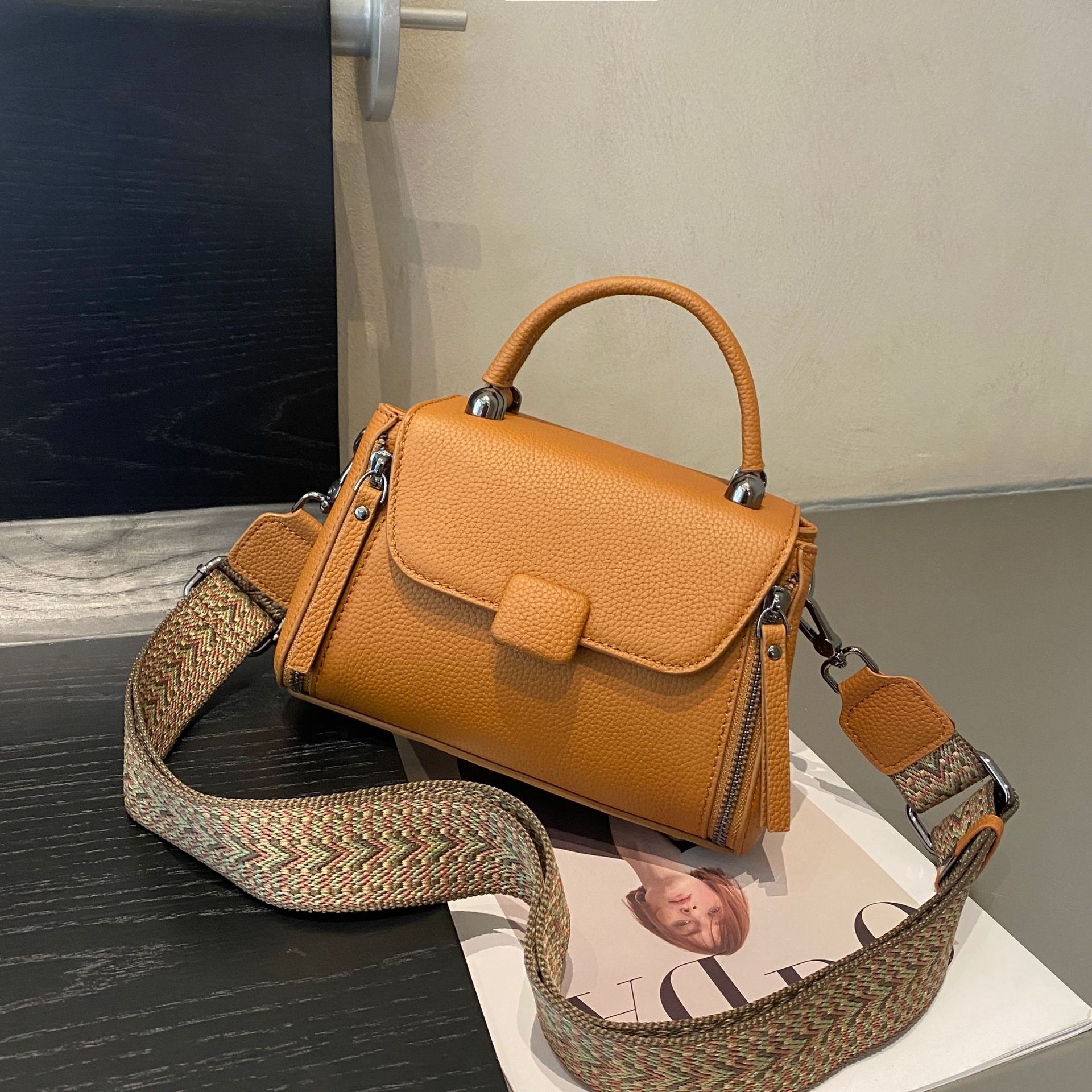 

Crossbody Cross Style Fashion Shoulder Practical Handbag