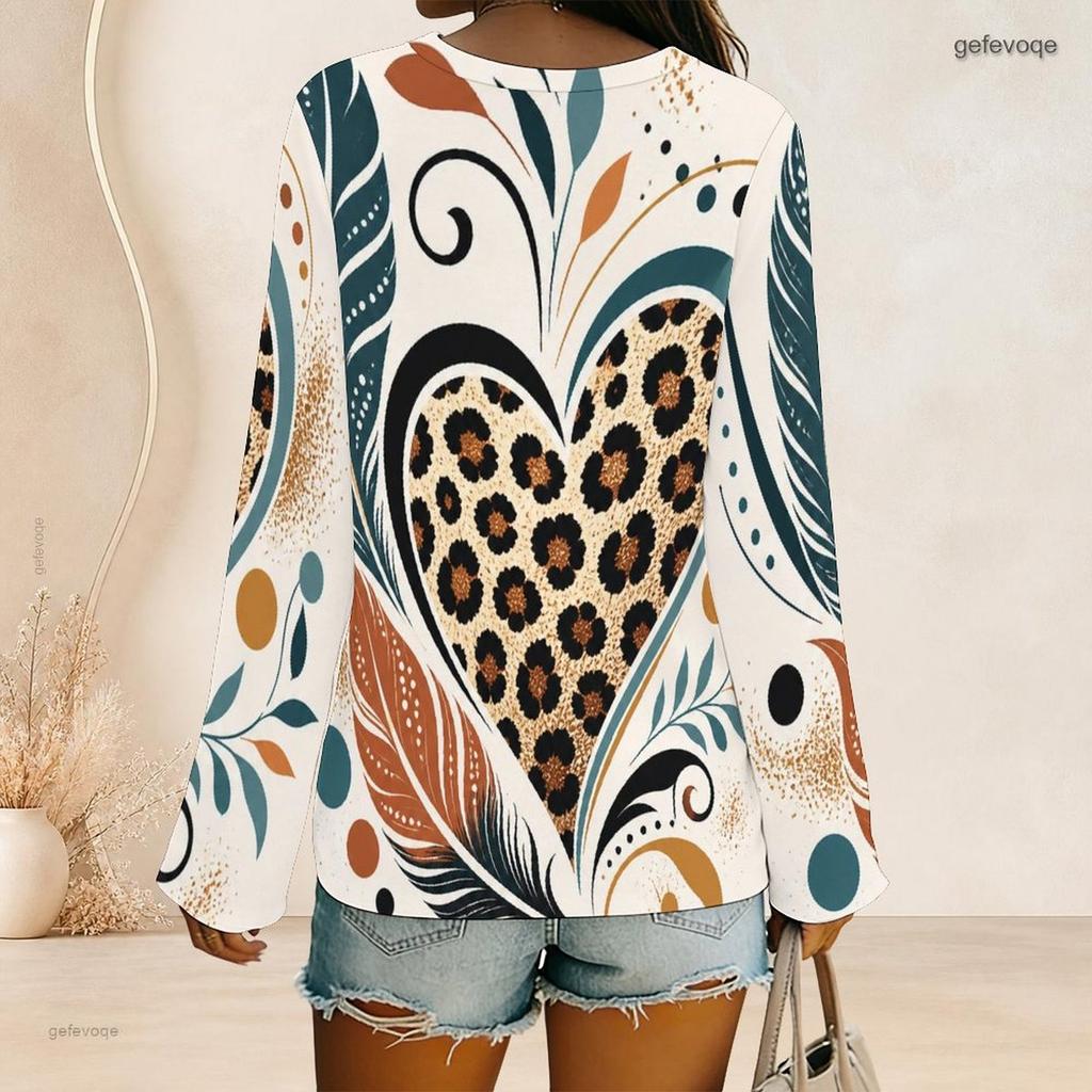Women Plus Size V Neck Long Sleeve Heart Print Top Curved Hem