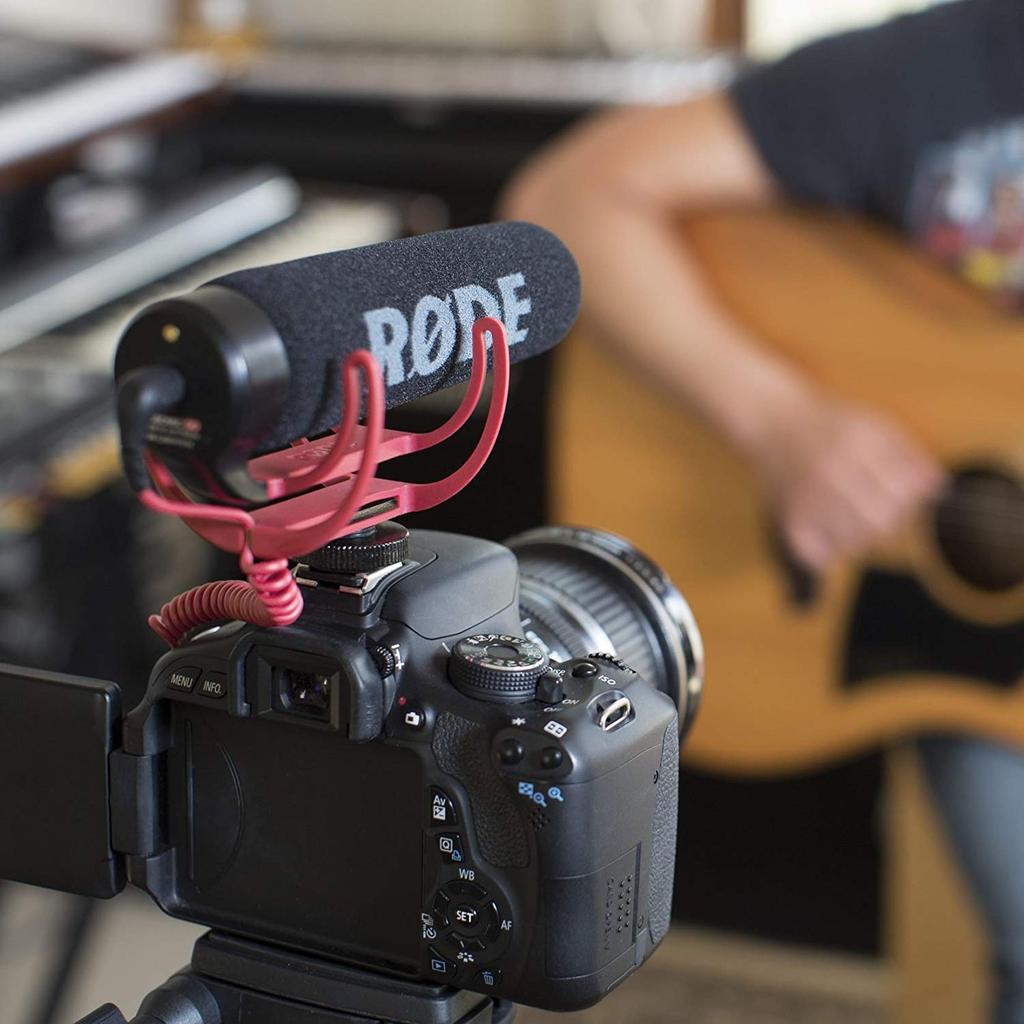 Rode VideoMic Go, Lightweight On-Camera Microphone (VMGO) - Bundle