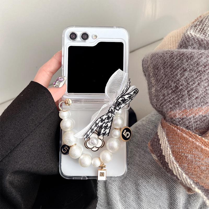 Transparent Ins Style Phone Case for Samsung Zflip6 Foldable Screen Flip W24flip Pearl Hand-held Chain Flower