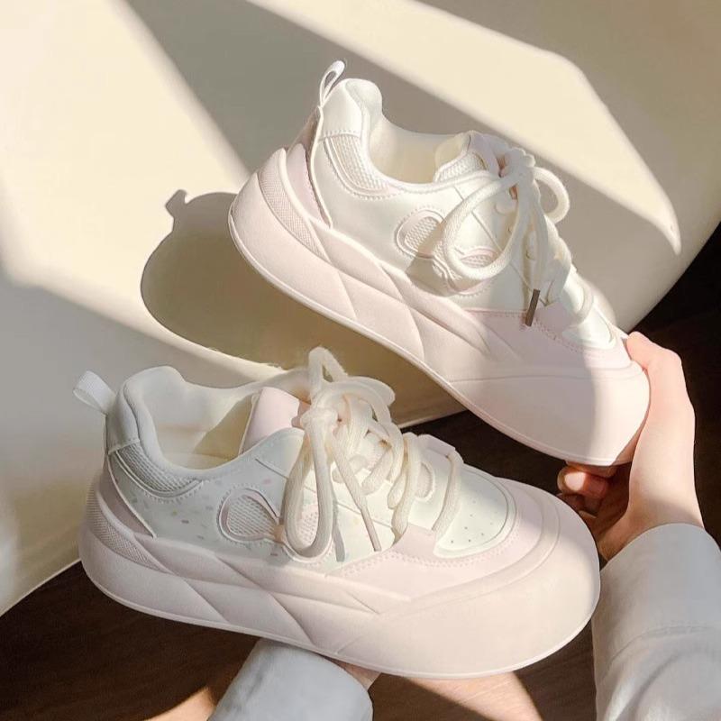 Summer Mesh Breathable Board Shoes Women's 2025 New Thick-soled Heightening White Shoes Student Versatile Niche Bread Shoes