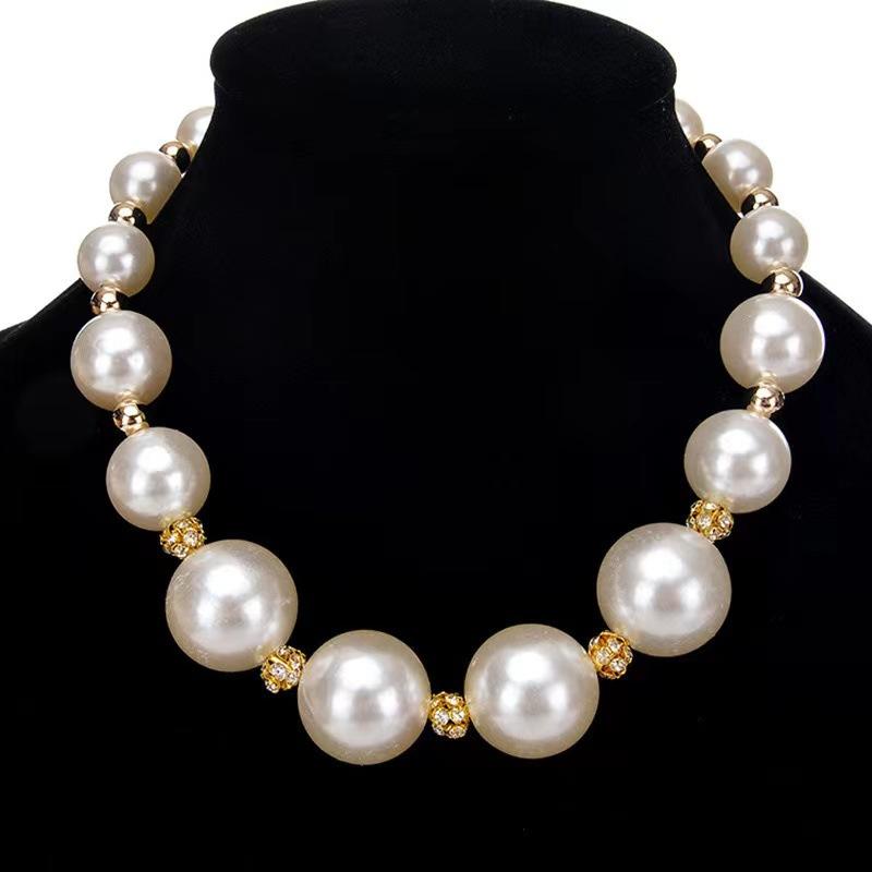 Fashionable Collar Personalized Crystal Long Necklace