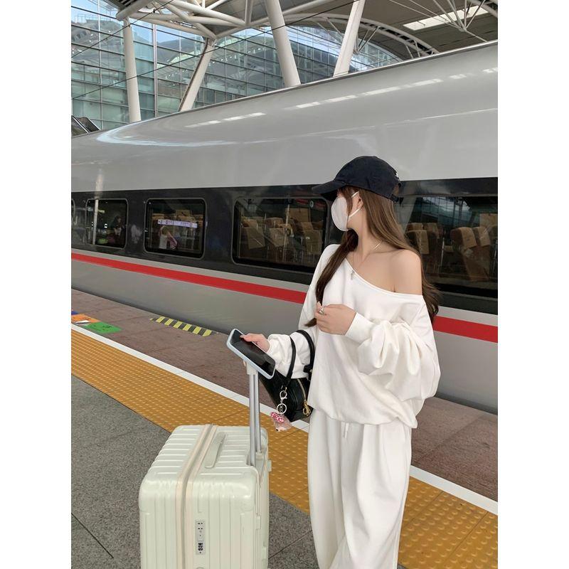 

Комплект в стиле idle Kumikumi Белый Худи с длинным рукавом и покатыми плечами Женский Осенний С завышенной талией Утягивающие Повседневные Брюки Комплект из двух предметов White Sweatshirt All yards