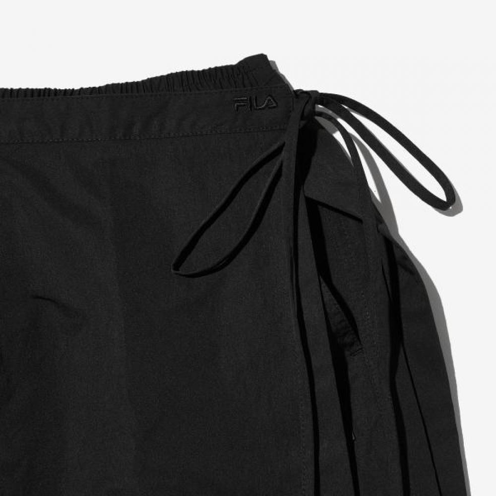 Fila Lightweight Taslan Woven Skirt Model
