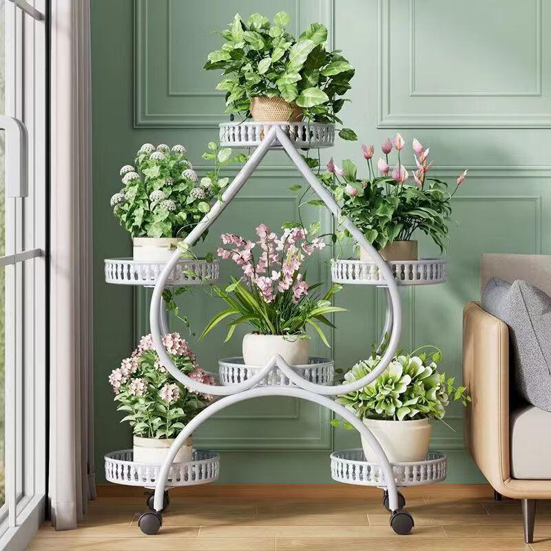 Heart-shaped 9-Tier Metal Flower Rack